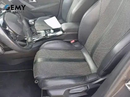 Photo 8 Peugeot 208  PureTech 100 S&S BVM6