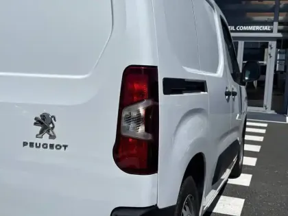 Photo 16 Peugeot Partner  FOURGON M 650 KG BLUEHDI 130 S&S EAT8