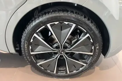 Photo 9 DS DS 4  Hybride E-Tense 225 EAT8
