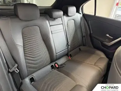 Photo 19 Mercedes Classe A  180 d 8G-DCT