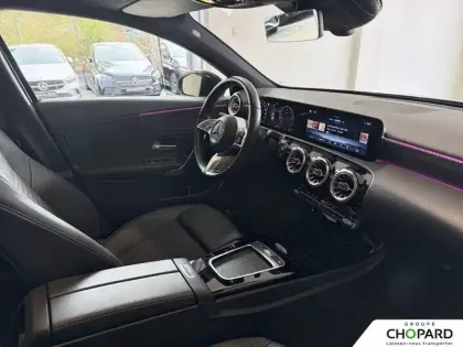 Photo 12 Mercedes Classe A  180 d 8G-DCT