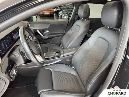 Photo 10 Mercedes Classe A  180 d 8G-DCT