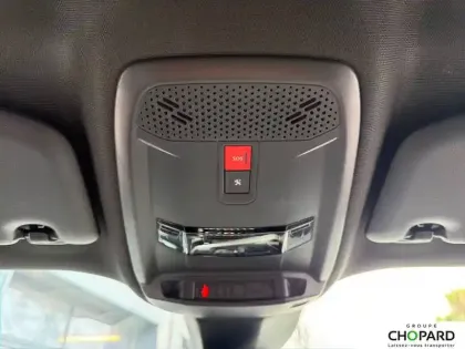 Photo 17 Peugeot 2008  PureTech 130 S&S EAT8