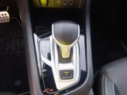 Photo 12 Renault Arkana  E-Tech hybride 145 - 22