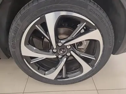 Photo 34 DS DS 7 DS7 Crossback Hybride E-Tense 300 EAT8 4x4