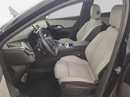 Photo 32 DS DS 7 DS7 Crossback Hybride E-Tense 300 EAT8 4x4
