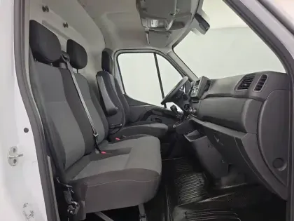 Photo 18 Renault Master  FGN TRAC F3500 L3H3 BLUE DCI 135