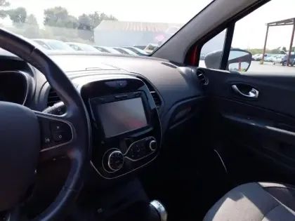 Photo 13 Renault Captur  TCe 120 Energy EDC