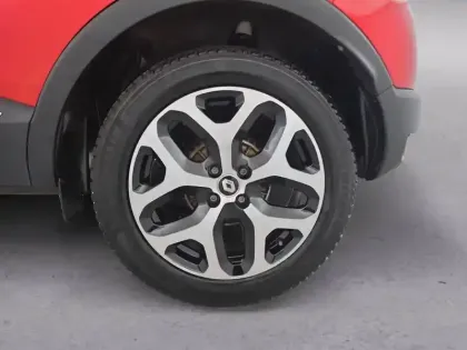 Photo 27 Renault Captur  TCe 120 Energy EDC