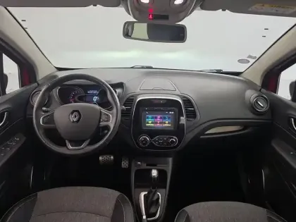 Photo 33 Renault Captur  TCe 120 Energy EDC
