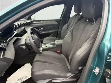 Photo 10 Peugeot 308  SW Hybrid 145 e-DCS6