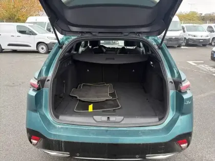 Photo 5 Peugeot 308  SW Hybrid 145 e-DCS6