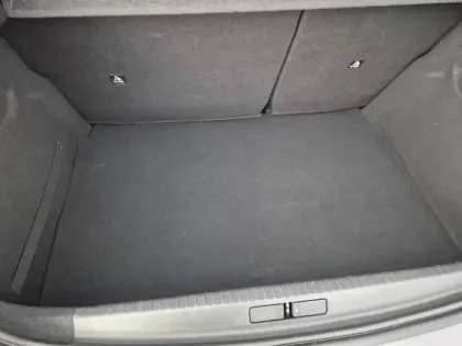Photo 20 Peugeot 208  PureTech 100 S&S BVM6