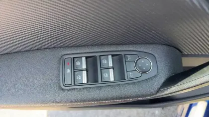 Photo 32 Renault Captur  E-Tech 145 - 21
