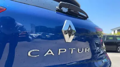 Photo 22 Renault Captur  E-Tech 145 - 21