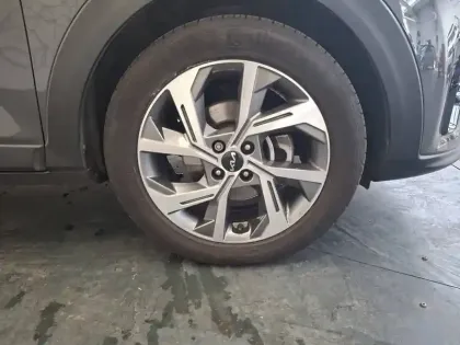 Photo 12 Kia Stonic  1.0 T-GDi 120 ch MHEV DCT7