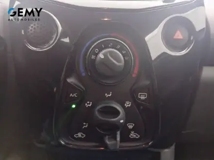 Photo 14 Peugeot 108  VTi 72ch S&S BVM5