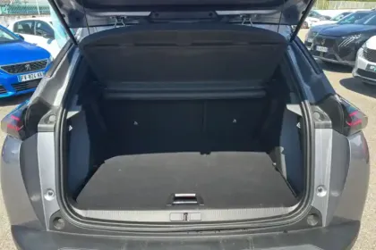 Photo 8 Peugeot 2008  Electrique 54 kWh 156 ch