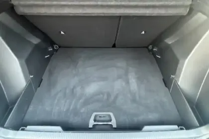 Photo 10 Peugeot 2008  Hybrid 145 e-DCS6