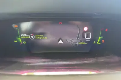 Photo 18 Peugeot 2008  PureTech 130 S&S BVM6