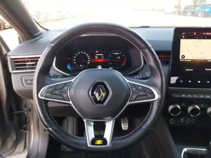 Photo 10 Renault Clio  TCe 140