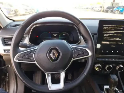 Photo 10 Renault Arkana  E-Tech hybride 145 - 22