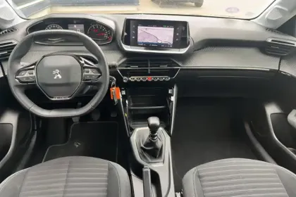 Photo 15 Peugeot 208  PureTech 100 S&S BVM6