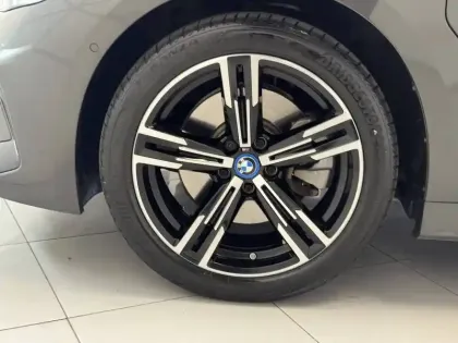 Photo 10 BMW Serie 3 Touring 330e 292 ch BVA8