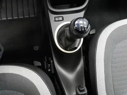 Photo 33 Renault Twingo  III SCe 65