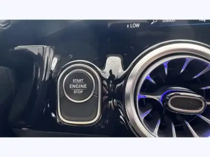Photo 16 Mercedes GLA 250 e AMG Line