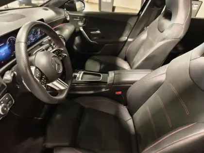 Photo 19 Mercedes Classe A 250 e Hybrid EQ AMG Line