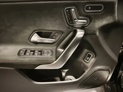 Photo 9 Mercedes Classe A 250 e Hybrid EQ AMG Line
