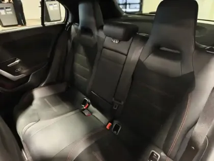 Photo 16 Mercedes Classe A 250 e Hybrid EQ AMG Line