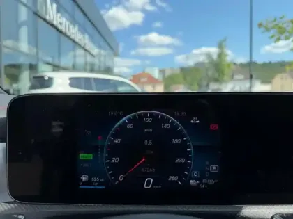 Photo 16 Mercedes CLA  250 e Coupé AMG Line
