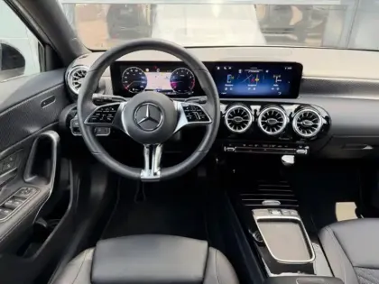 Photo 10 Mercedes Classe A 180 Progressive Line