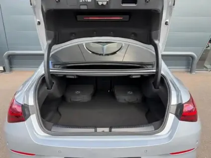 Photo 9 Mercedes CLA  250 e Hybrid EQ Coupé AMG 