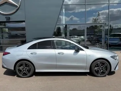 Photo 5 Mercedes CLA  250 e Hybrid EQ Coupé AMG 