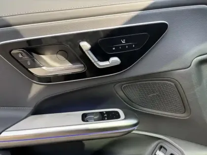 Photo 17 Mercedes CLE  300 e Hybrid EQ AMG Line c