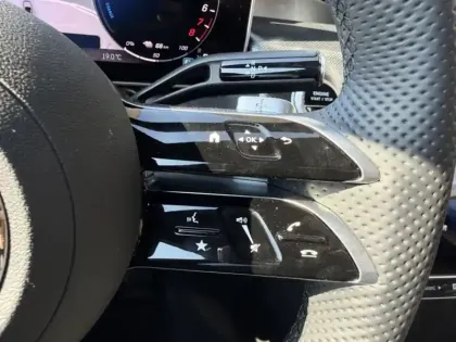 Photo 18 Mercedes GLC  400 e 4MATIC avec technolo