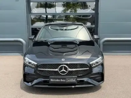 Photo 7 Mercedes Classe A  200 d AMG Line
