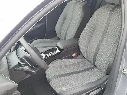 Photo 11 Peugeot 208  1.2 Hybrid 110ch Allure e-DCS6