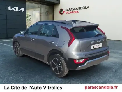 Photo 6 Kia Niro  1.6 GDi 138ch HEV Active DCT6