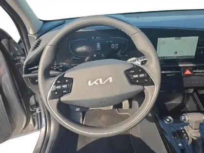 Photo 11 Kia Niro  1.6 GDi 138ch HEV Active DCT6