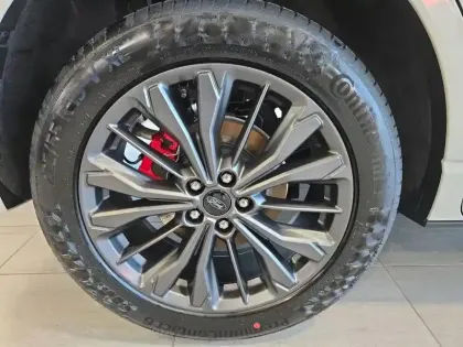 Photo 8 Ford Kuga  2.5 Duratec 180ch Hybrid FlexiFuel Sound Edition Powershift