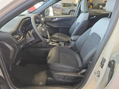 Photo 13 Ford Kuga  2.5 Duratec 180ch Hybrid FlexiFuel Sound Edition Powershift