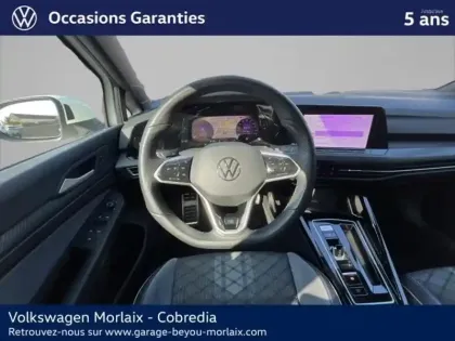 Photo 12 Volkswagen Golf  1.5 eTSI OPF 150ch R-Line DSG7