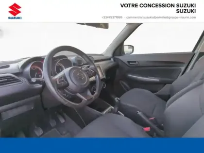Photo 12 Suzuki Swift  1.2 Dualjet Hybrid 83ch Pack