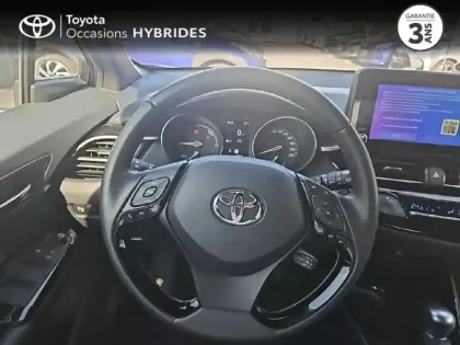Photo 14 Toyota C-HR  1.8 Hybride 122ch Design Ultimate E-CVT