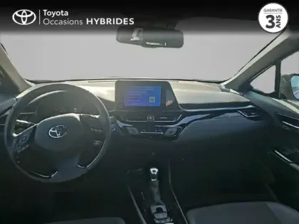 Photo 13 Toyota C-HR  1.8 Hybride 122ch Design Ultimate E-CVT