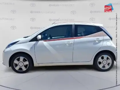 Photo 8 Toyota Aygo  1.0 VVT-i 69ch x-glam 5p